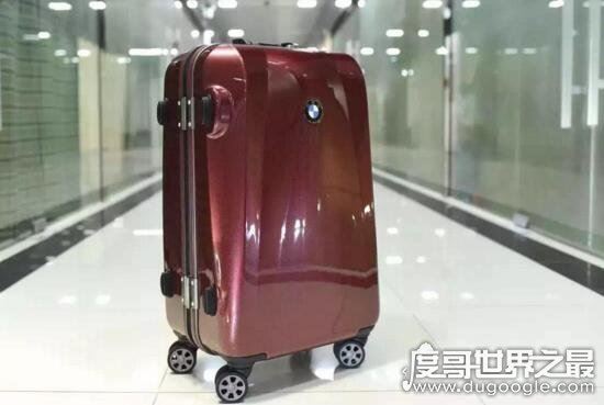 登机箱最大尺寸是多少，各公司规定不同(尽量别太大)