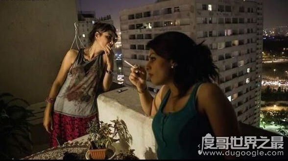 伊朗美女不仅风情万种，连夜生活竟也如此奔放