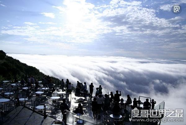 盘点世界上最奇葩的十大餐厅，中国的悬崖餐厅(放翁餐厅)上榜