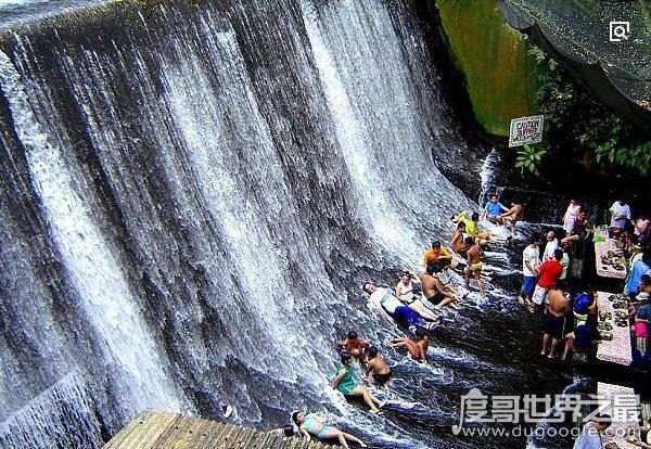 盘点世界上最奇葩的十大餐厅,中国的悬崖餐厅(放翁餐厅)上榜