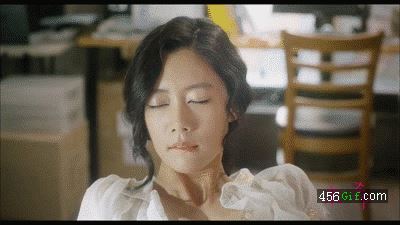 情圣韩国女演员李成敏拍过r级吗,红衣女郎风骚性感