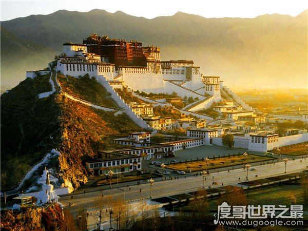 中国最穷十大城市排名，贵阳排第一银川排第二(长沙也上榜)