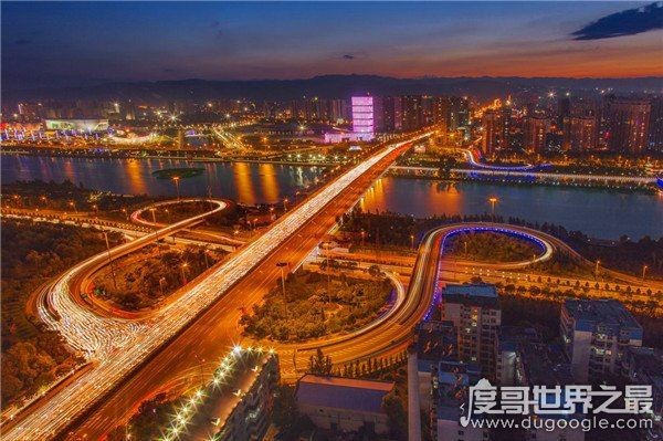 中国最穷十大城市排名,贵阳排第一银川排第二(长沙也上榜)