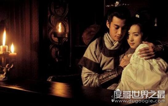 历史上的董卓怎么死的，被吕布亲手所杀(株连三族)