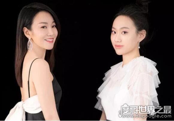 闫妮减肥前后对比照片,狂瘦30斤比女儿还要美(堪比全身整容)