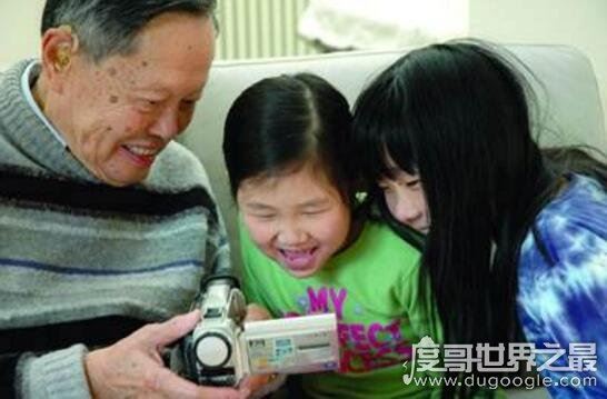 杨振宁遗产分配详情曝光，翁帆用13年青春换来什么