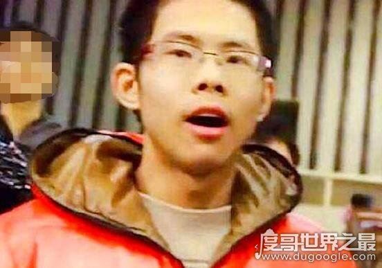 吴谢宇案的动机，与家庭环境有很大的关系(归案后还未说出动机)