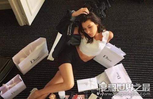 世界上最美的女人，贝拉·哈迪德(面部最符合黄金分割理论)