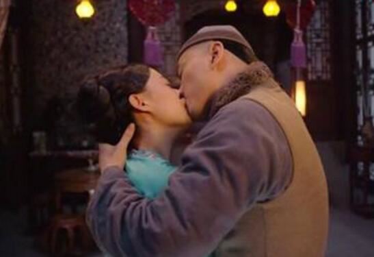 那年花开月正圆大结局，沈星移死了吗(乱枪刺死)