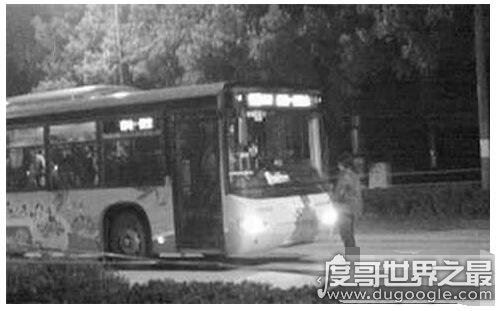 北京330公交车灵异事件是真是假？详解老太太遇鬼经过
