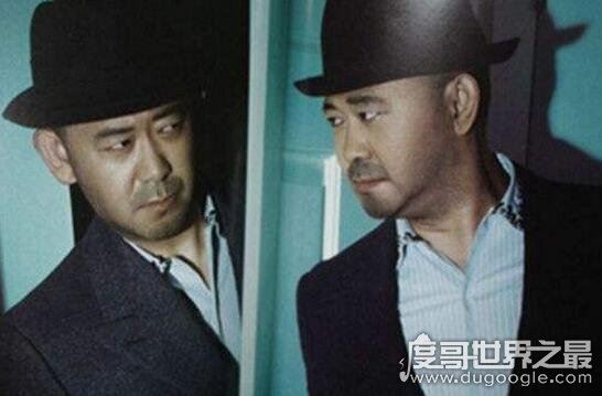 姜文姜武是双胞胎吗,亲兄弟关系姜文姜武对比照