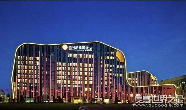 2018中国十大最丑建筑名单,广州铜钱大厦成功夺魁