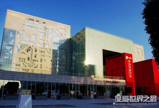 2018中国十大最丑建筑名单，广州铜钱大厦成功夺魁