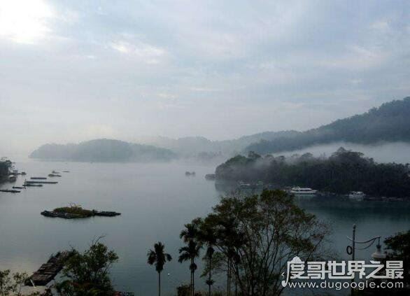 中国台湾日月潭的传说,简介青年情侣大尖和水社斩杀恶龙的故事