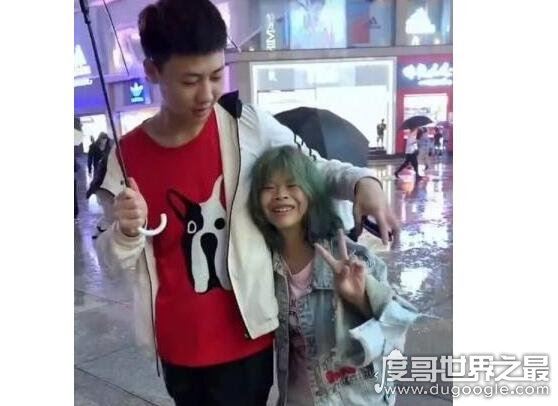 雅安网红琼姐的资料简介，轻度残障人士被包装成网红(交帅气男友)