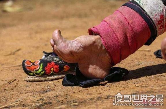 裹脚是从什么时候开始的,缠足是从南唐李煜时期开始