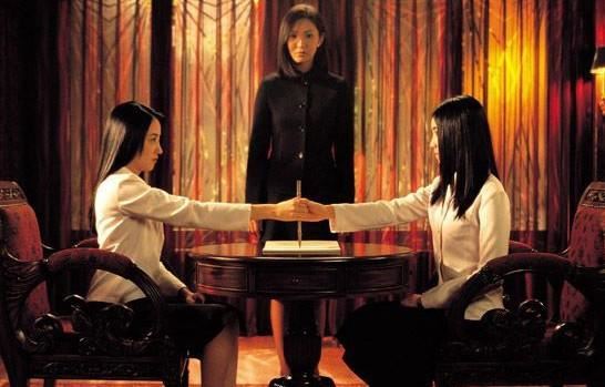 韩国最恐怖十大鬼片，在停滞的噩梦时间里疯狂撕咬（观影需谨慎）