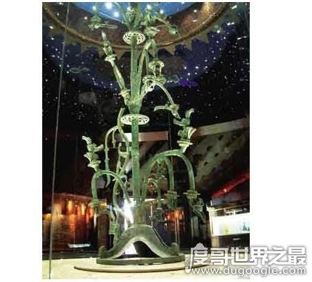 三星堆青铜神树代表什么树,是一种具有宗教象征意义的神树