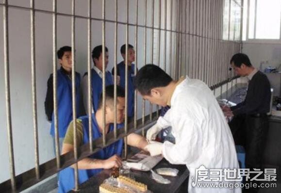 拘留所和看守所的区别很大，进看守所比进拘留所严重的多