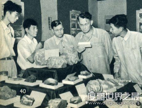 两弹一星指的是什么，核弹、导弹和人造卫星简称(一种精神象征)