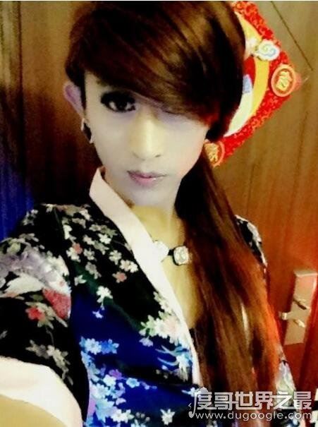 网友口中的ts什么意思？指人妖或是有变性倾向的一群人