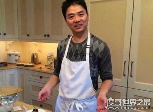 章泽天父亲章丽厚是南京首富，奶茶妹妹嫁刘强东是真爱