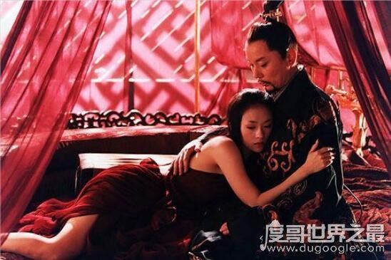 夜宴最后谁杀了皇后，匕首为宫女凌儿所刺(实际真凶是欲望)
