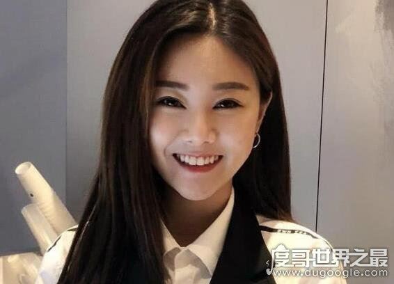 抖音张禾禾个人资料，翻唱沙漠骆驼走红的她有着不错的音乐基础