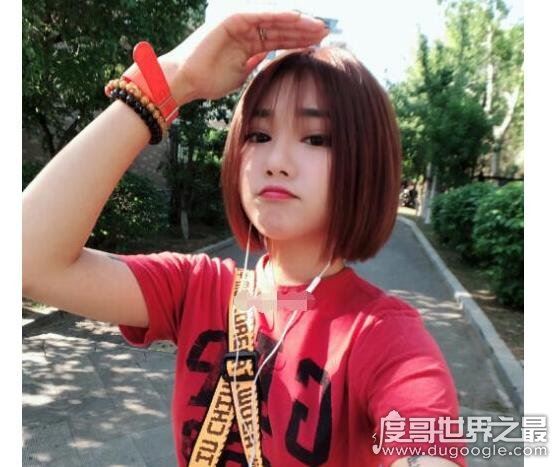 抖音张禾禾个人资料，翻唱沙漠骆驼走红的她有着不错的音乐基础