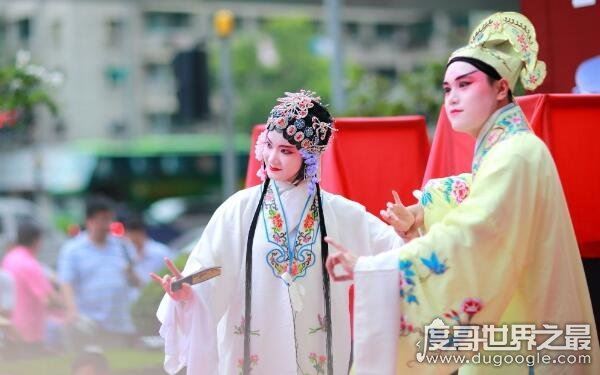 昆曲代名词，牡丹亭是明代谁的名作（汤显祖）