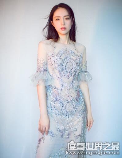 网传董璇也不干净是怎么回事，早年被某金主爸爸包养(资源好到爆)