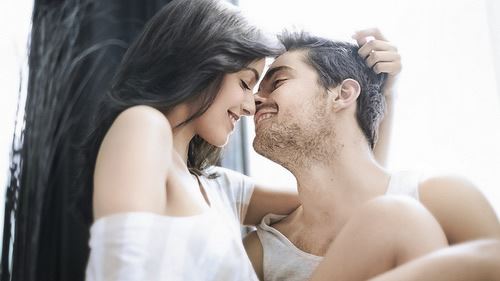 女人的第一次性接触有多痛?第一次性接触用什么姿势