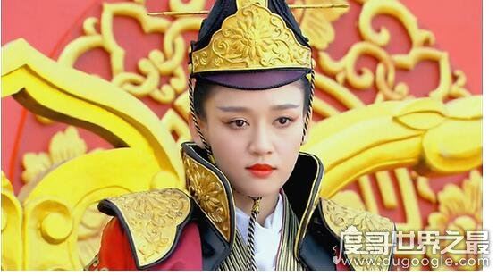 东方不败是男是女，原本是男人(在挥刀自宫后变得不男不女)