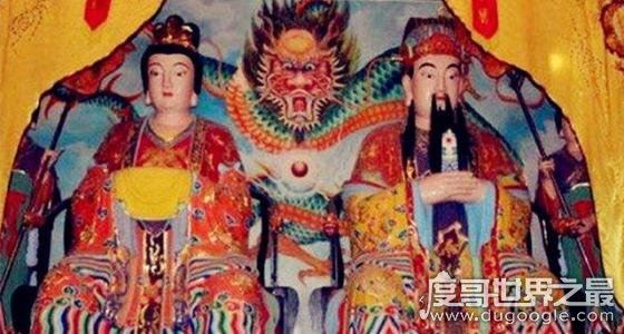 三生三世中东华帝君的真身是什么,先天之气的化生(地位崇高)