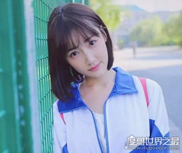 中国十大最美校服女生,每一个都是超清纯的大美女