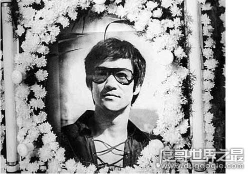 向华强杀了李小龙全家,李小龙和儿子李国豪死亡都太过离奇