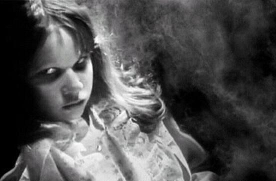 恐怖电影中的女鬼图片大全，贞子不愧是经典女鬼之王(慎入)