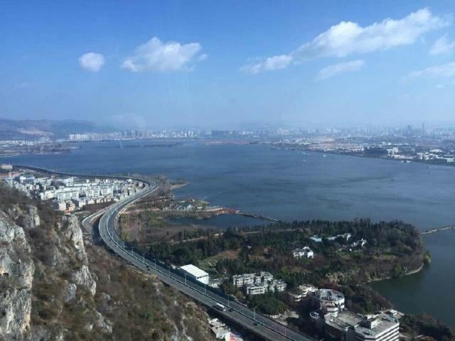 云贵高原上最大的湖泊,国家级旅游度假区(高原明珠)