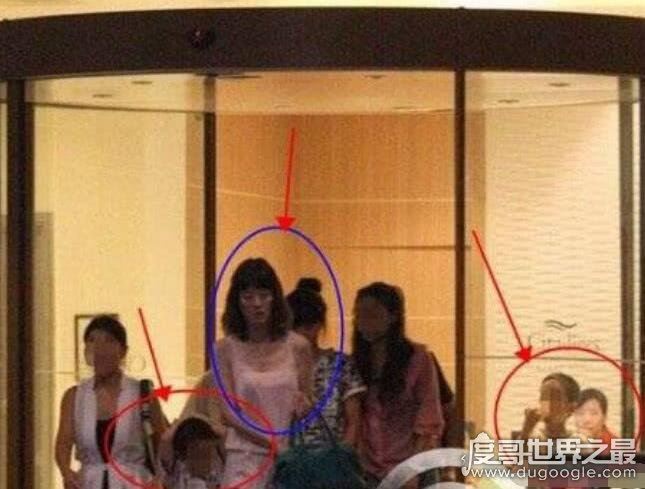 吴秀波老婆何震亚照片曝光，朴素的外表惹人心疼(图)