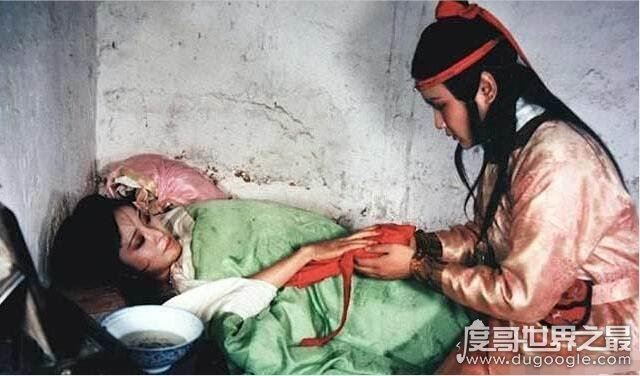 红楼梦晴雯之死真相，得罪小人袭人被告黑状(王夫人直接将其撵走)