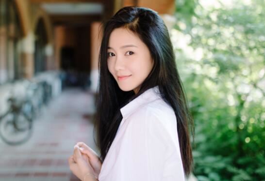 进击吧闪电陈娅安家庭背景，专业全国第一考入上戏