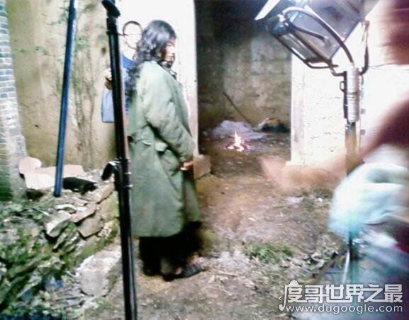 中国第一懒人,23岁大男孩杨锁自己饿死家中(溺爱的后果)