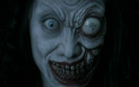 1972面无表情的女人，没有眉毛面部平滑嘴含长钉(为虚构故事)