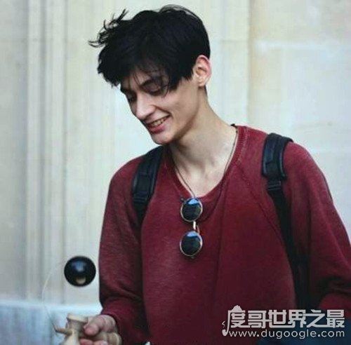 中国最长的名字，乾隆外孙名字长达17字(目前最长13字)