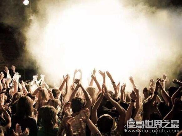 网友口中的sjb是啥意思，主要有三个意思(在饭圈一般指神经病)