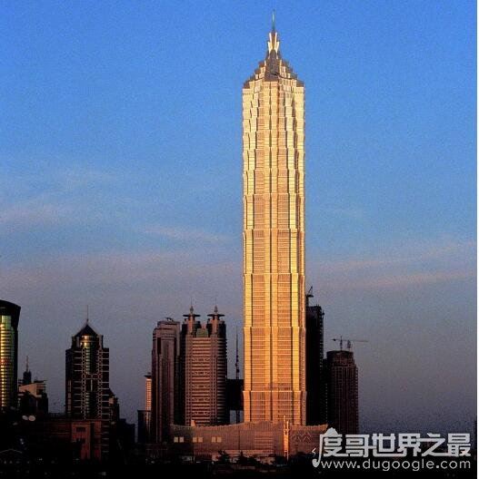 上海金茂大厦多高,高度有420.5米(是上海的第三高楼)
