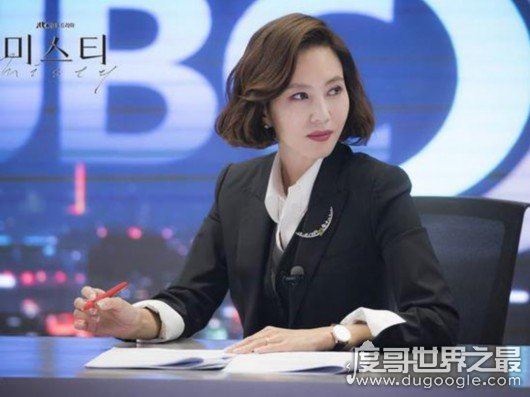 金南珠整容前后照片对比,47岁再次迎来事业高峰
