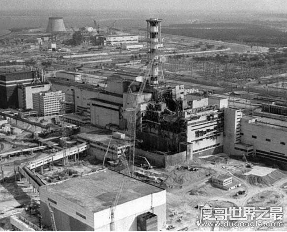 俄女模特核电站不雅照，对切尔诺贝利事件中遇难人的亵渎