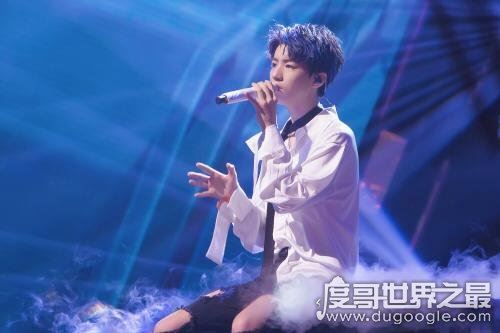 精选王俊凯图片大全最帅，帅气逼人(手机壁纸最佳选择)