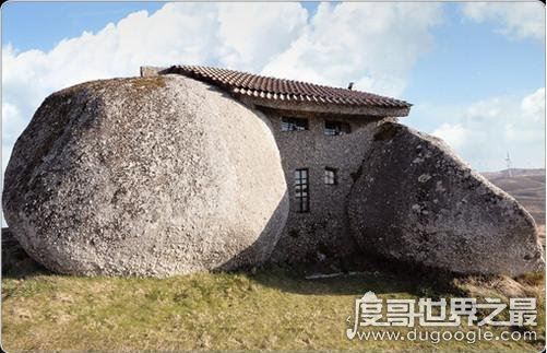 世界十大奇葩建筑，150米乒乓球大厦彰显世界霸主地位
